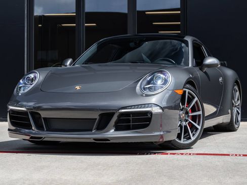 Certified 2014 Porsche 911 Carrera S RWD image 1