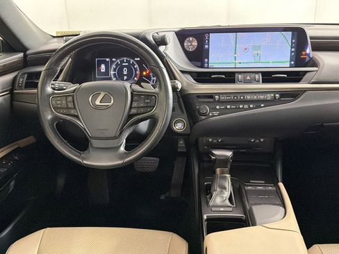 Used 2019 Lexus ES 350 w/ Premium Package FWD image 27