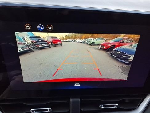 Used 2025 Chevrolet Equinox LT image 27