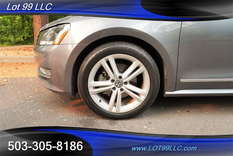 Used 2013 Volkswagen Passat TDI SEL Premium FWD image 24