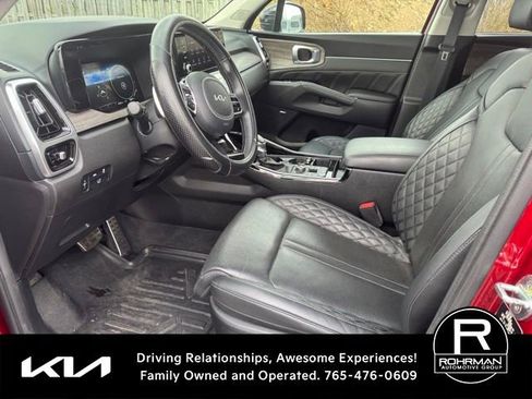 Used 2023 Kia Sorento SX Prestige AWD/4WD image 9