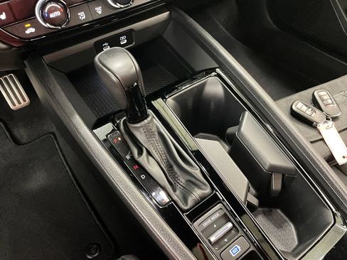 Used 2024 Honda Accord Sport image 31