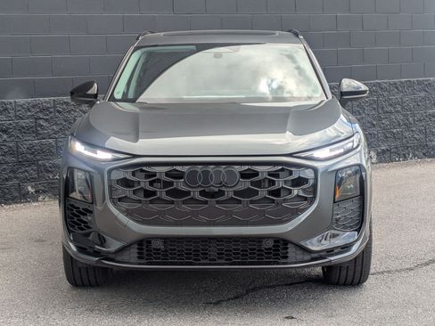New 2026 Audi Q3 quattro 2.0T AWD/4WD image 2