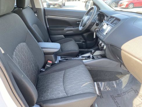 Used 2025 Mitsubishi Outlander Sport ES AWD/4WD image 20