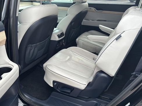 Used 2023 Hyundai Palisade Limited AWD/4WD image 19
