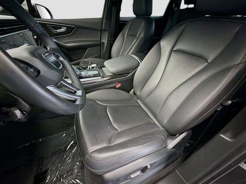 Used 2022 Audi Q7 3.0T Prestige image 11