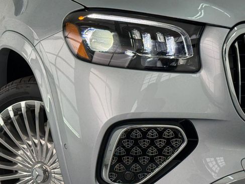New 2026 Mercedes-Benz Maybach GLS 600 4MATIC image 10