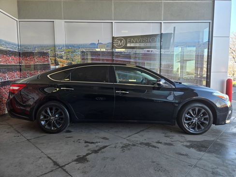 Certified 2018 Toyota Avalon XLE Plus w/ Carpet Mat Package image 4