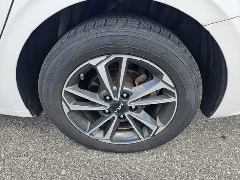 Used 2024 Kia Forte LXS FWD image 10