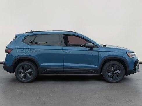 New 2026 Volkswagen Taos S image 6