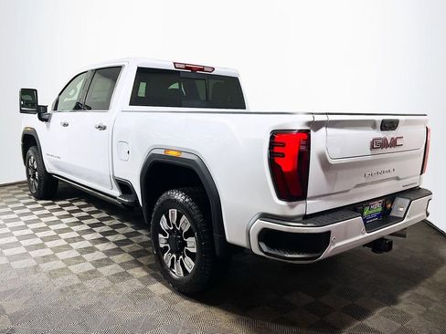 New 2026 GMC Sierra 2500 Denali w/ Denali Reserve Package image 5