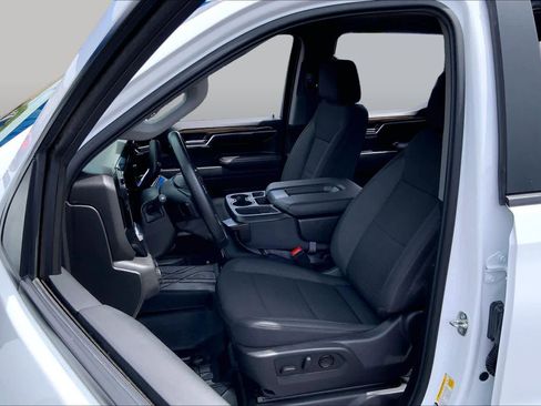 Used 2024 Chevrolet Silverado 1500 RST w/ Rally Edition RWD image 8