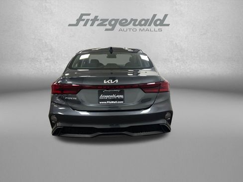 Used 2024 Kia Forte LXS FWD image 4