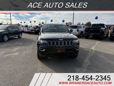Used 2019 Jeep Grand Cherokee Laredo image 5