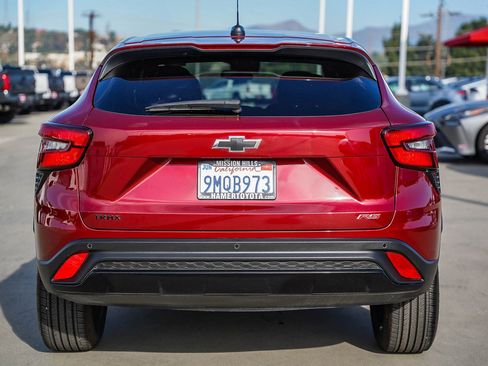 Used 2024 Chevrolet Trax RS w/ Driver Confidence Package image 8