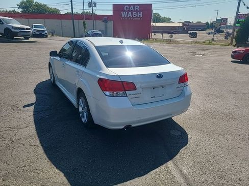 Used 2014 Subaru Legacy 2.5i Premium AWD/4WD image 4