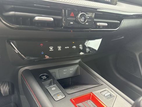 New 2026 Nissan Kicks SR FWD image 21