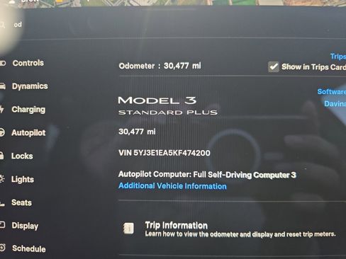 Used 2019 Tesla Model 3 Standard Range Plus image 3