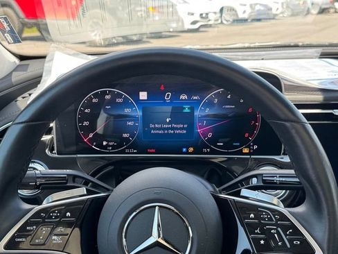 Used 2025 Mercedes-Benz E 450 4MATIC Sedan image 14