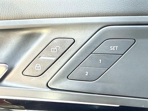 Used 2025 BMW X1 xDrive28i image 25