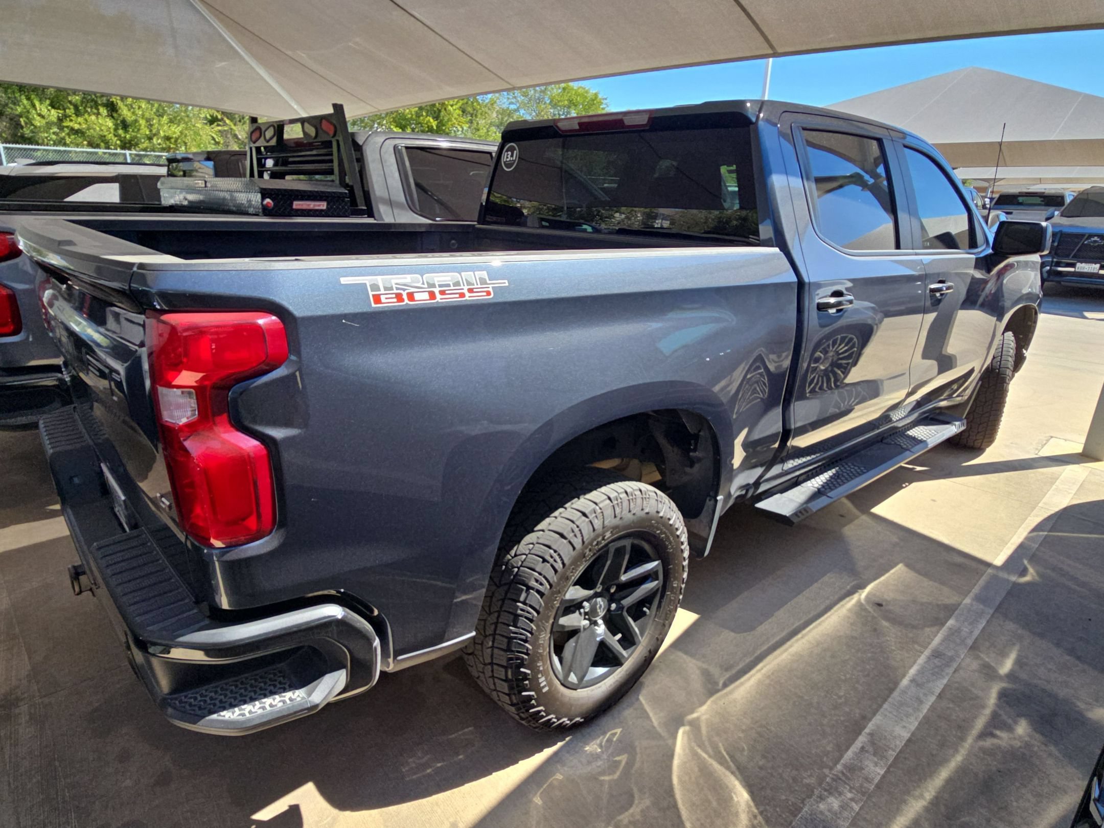 Used 2022 Chevrolet Silverado 1500 LT Trail Boss w/ Safety Package AWD/4WD image 6