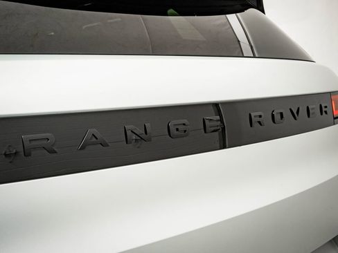 New 2026 Land Rover Range Rover Sport SV AWD/4WD image 18