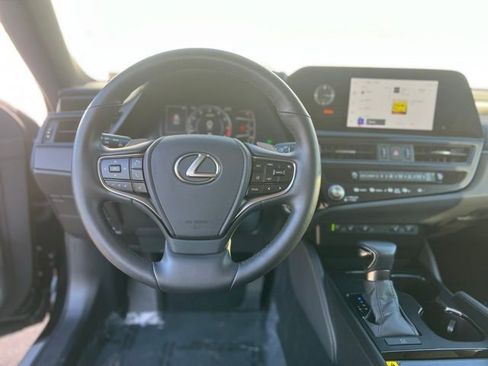 Used 2024 Lexus ES 350 w/ Premium Package image 11