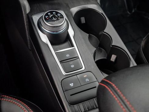 Used 2025 Ford Escape ST-Line image 19