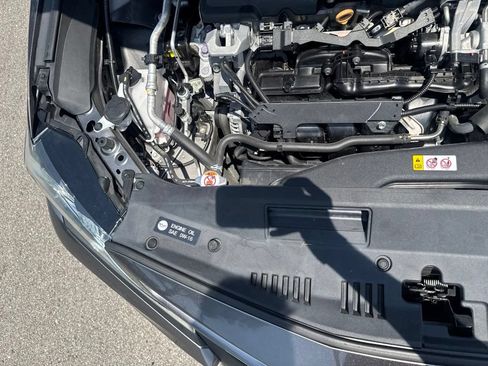 Used 2020 Toyota Camry SE FWD image 28