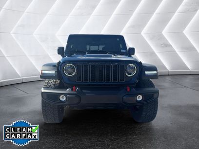 Used 2025 Jeep Gladiator Rubicon w/ Safety Group