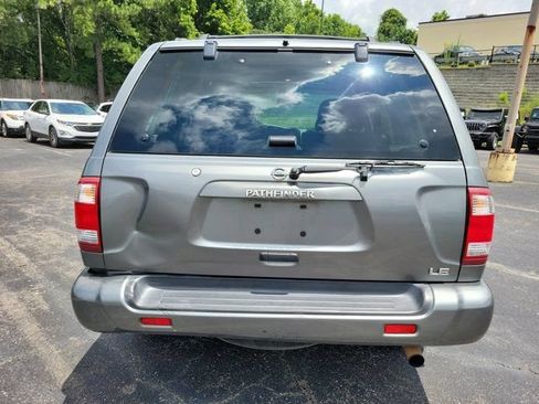 Used 2004 Nissan Pathfinder LE Platinum RWD image 21