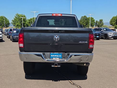 Used 2018 RAM 2500 Tradesman w/ Chrome Appearance Group AWD/4WD image 13
