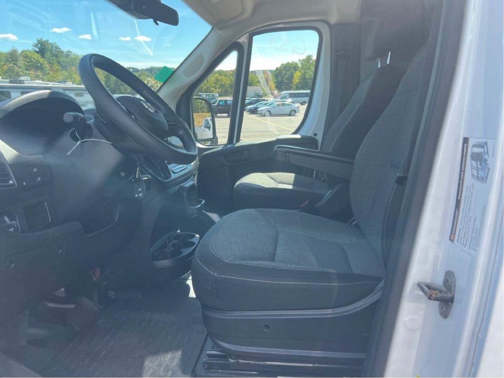 Used 2025 RAM ProMaster 2500 w/ U-Haul Equipment Group FWD image 5