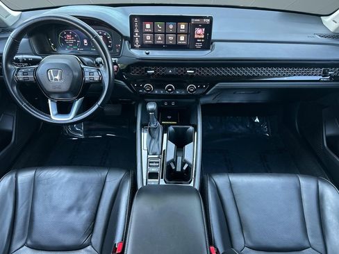 Used 2024 Honda Accord Touring image 15