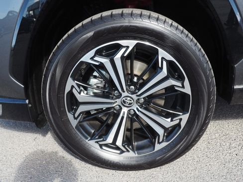 Used 2025 Toyota RAV4 XSE image 7