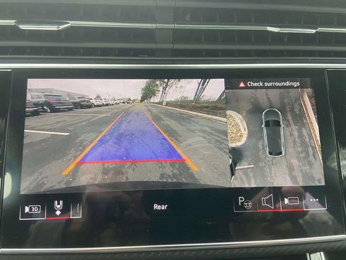 Certified 2025 Audi SQ8 Prestige image 28