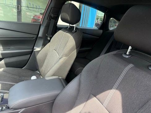 Used 2023 Honda Accord Sport image 14