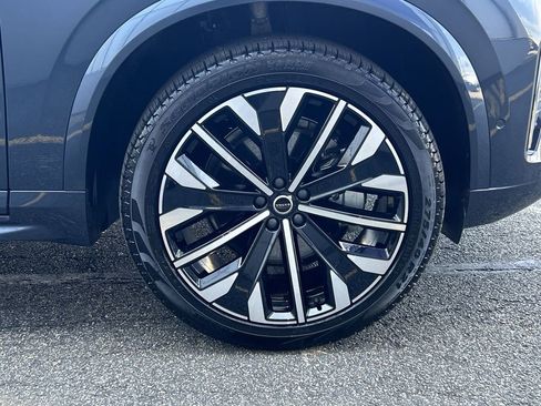 New 2026 Volvo XC90 B6 Plus image 13