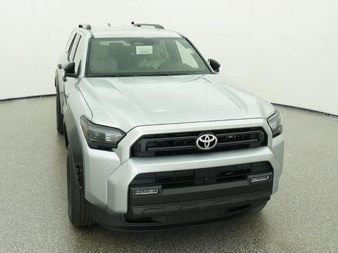 Used 2026 Toyota 4Runner SR5 AWD/4WD image 8