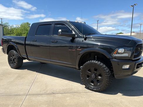 Used 2018 RAM 2500 Laramie w/ Sport Appearance Group AWD/4WD image 29