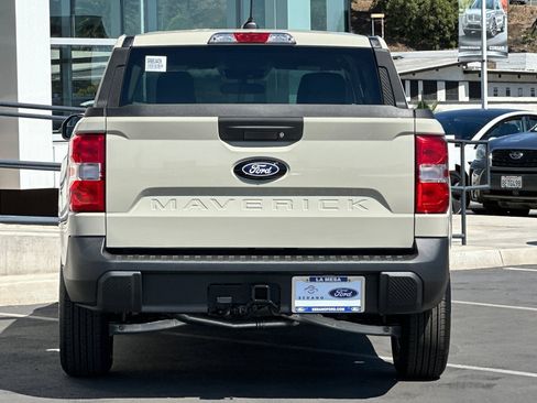 New 2025 Ford Maverick XLT w/ XLT Luxury Package image 4