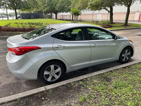 Used 2011 Hyundai Elantra GLS w/ Preferred Equipment Pkg 3 FWD image 6
