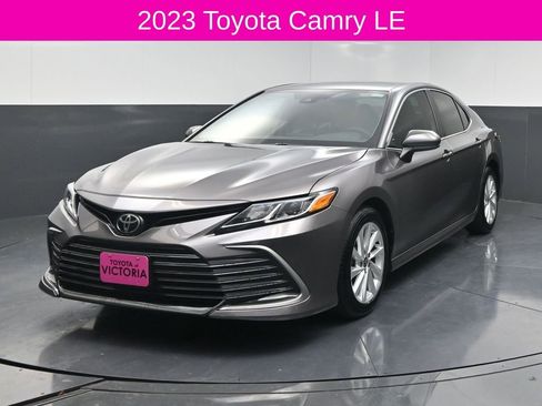 Used 2023 Toyota Camry LE image 2
