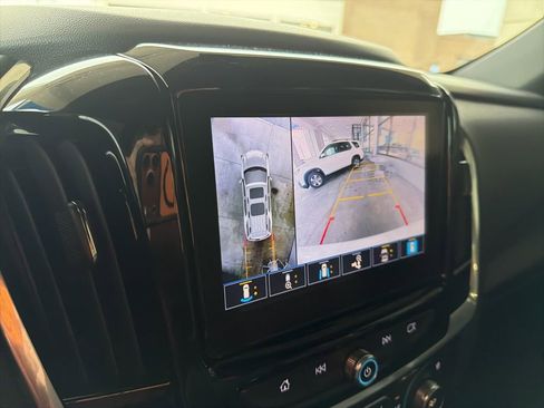 Used 2023 Chevrolet Traverse High Country w/ LPO, Floor Liner Package image 31