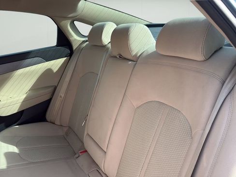 Used 2017 Hyundai Sonata SE image 11