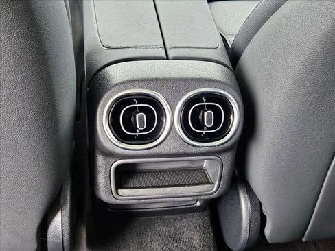 Certified 2026 Mercedes-Benz GLC 300 image 18
