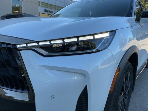 New 2026 INFINITI QX60 Autograph w/ Dark Cargo Package image 8