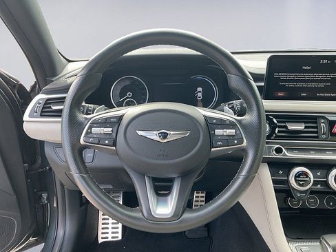 Used 2023 Genesis G70 2.0T w/ Sport Prestige Package RWD image 10