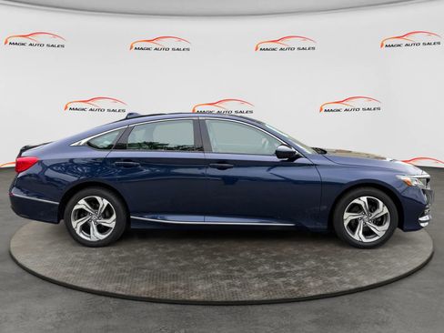 Used 2019 Honda Accord EX image 6