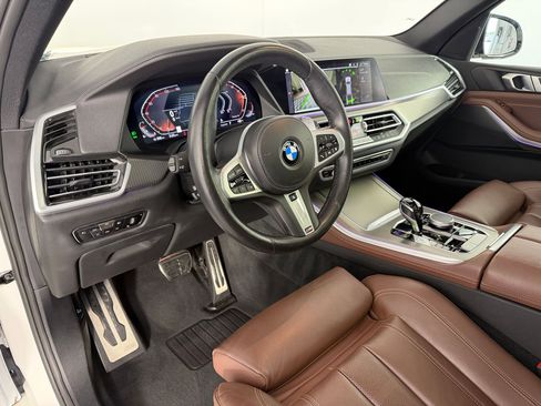 Used 2021 BMW X5 sDrive40i w/ M Sport Package image 4